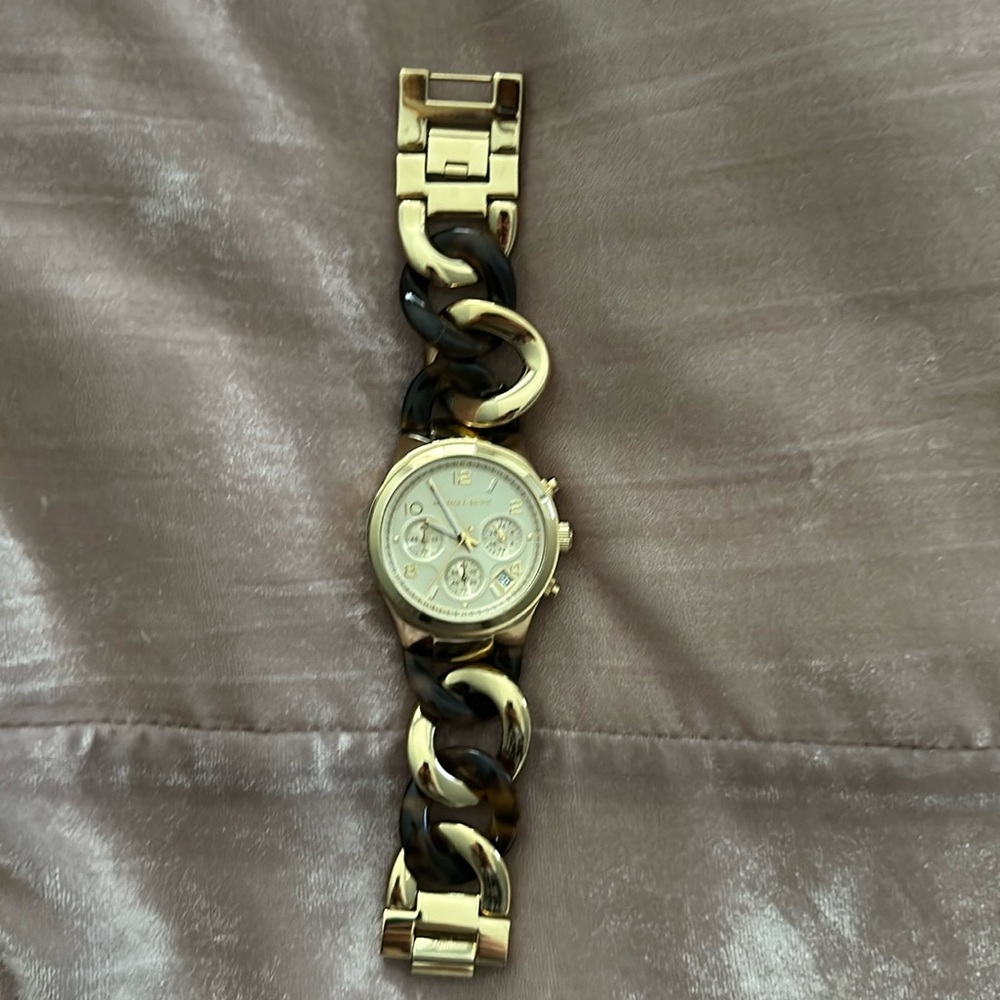 Beautiful Michael Kors Tortoise Shell and Gold watch (heavy!)